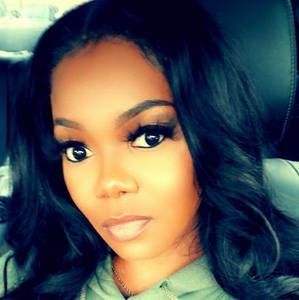 Meet your Posher, Ericka